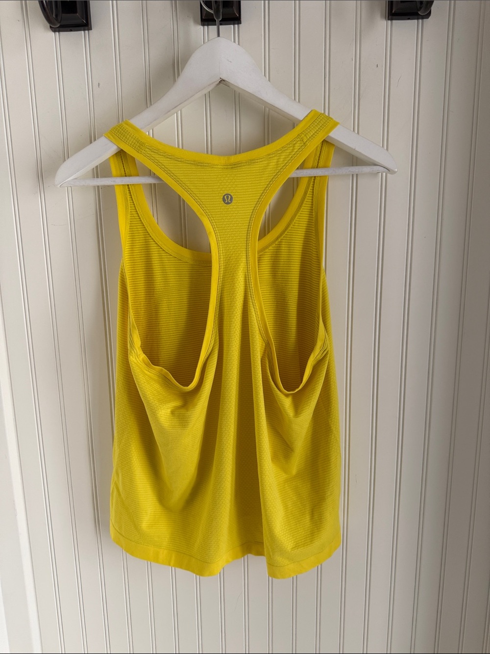 Lululemon Swiftly Tech Racerback Tank Top 2.0 *Race Length Sonic Yellow - Picture 4 of 4